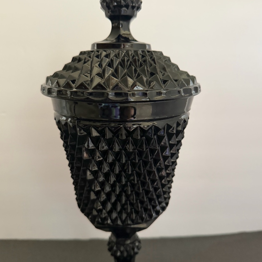 VTG Black Indiana Glass Diamond Point Covered Jar 15,5” - Picture 11 of 16